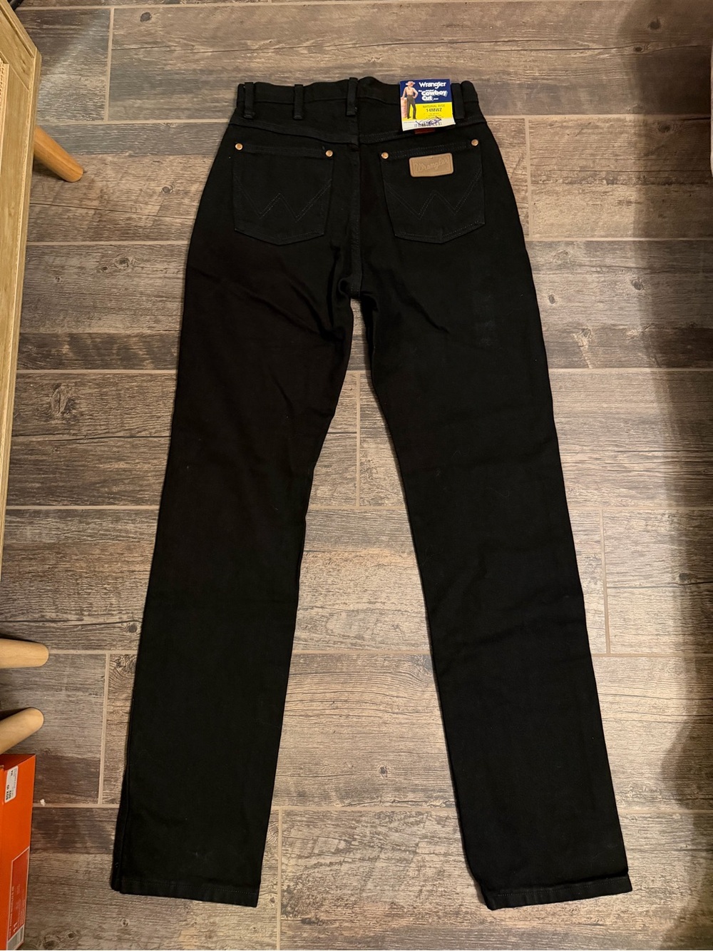 Wrangler Women’s Straight Leg Jeans — Black - Picture 3 of 6
